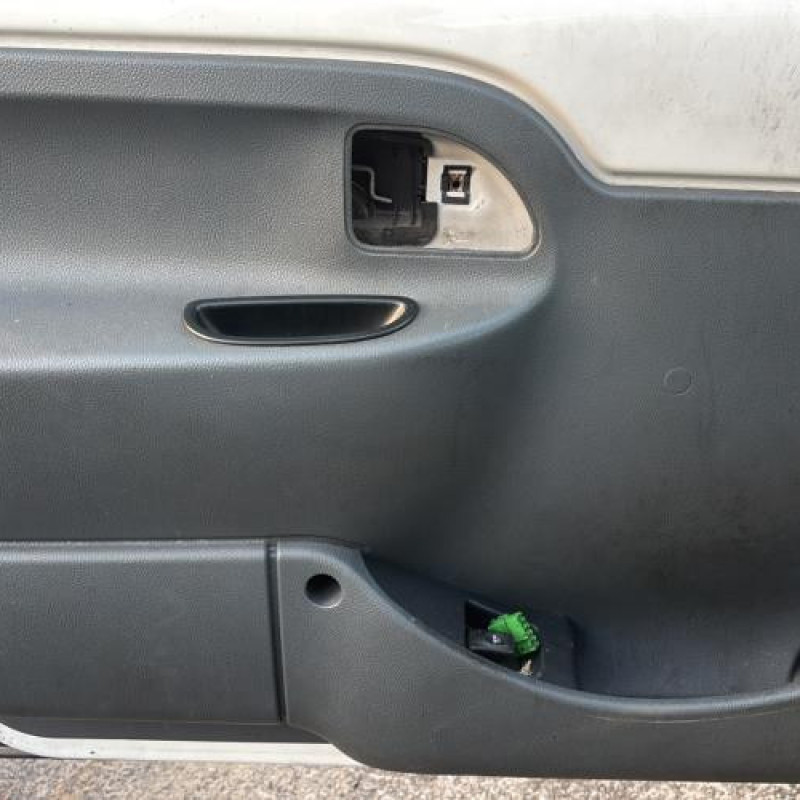 Porte avant gauche RENAULT KANGOO 1 Photo n°16