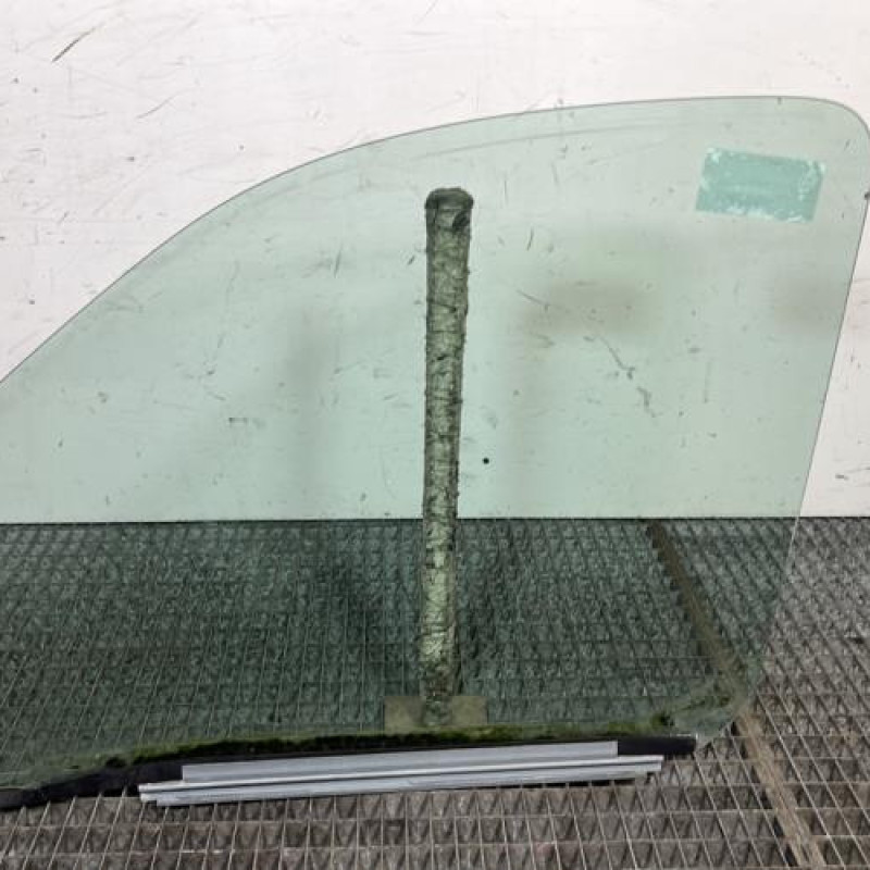 Vitre avant droit RENAULT KANGOO 1 Photo n°4