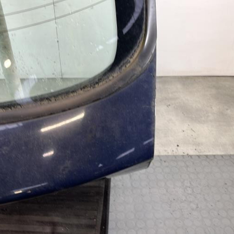 Malle/Hayon arriere RENAULT LAGUNA 1 Photo n°4