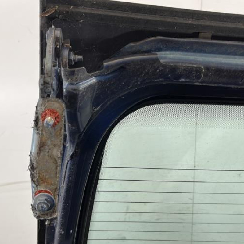 Malle/Hayon arriere RENAULT LAGUNA 1 Photo n°8