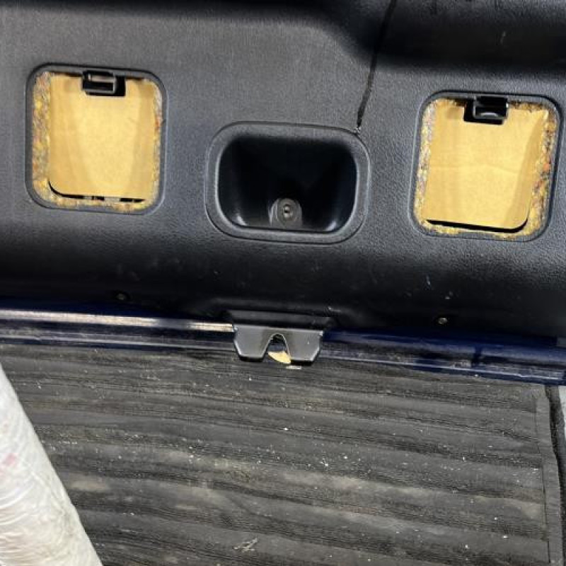 Malle/Hayon arriere RENAULT LAGUNA 1 Photo n°10