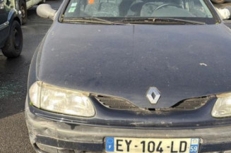 Malle/Hayon arriere RENAULT LAGUNA 1