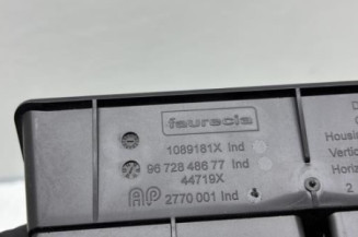 Aerateur tableau de bord PEUGEOT 208 1