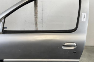 Porte avant gauche RENAULT CLIO 2 Photo n°1