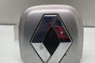 Bouton de coffre RENAULT CLIO 2 Photo n°1