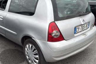 Bouton de coffre RENAULT CLIO 2
