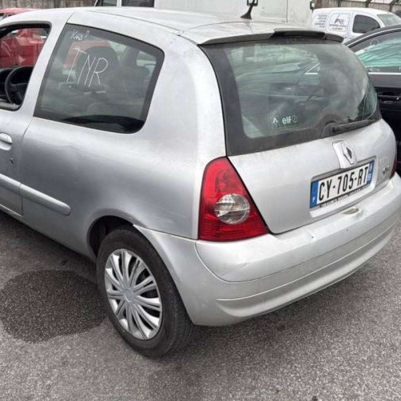 Bouton de coffre RENAULT CLIO 2 Photo n°8