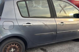 Custode arriere droit (porte) RENAULT CLIO 3