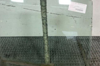 Vitre arriere droit RENAULT CLIO 3 Photo n°1