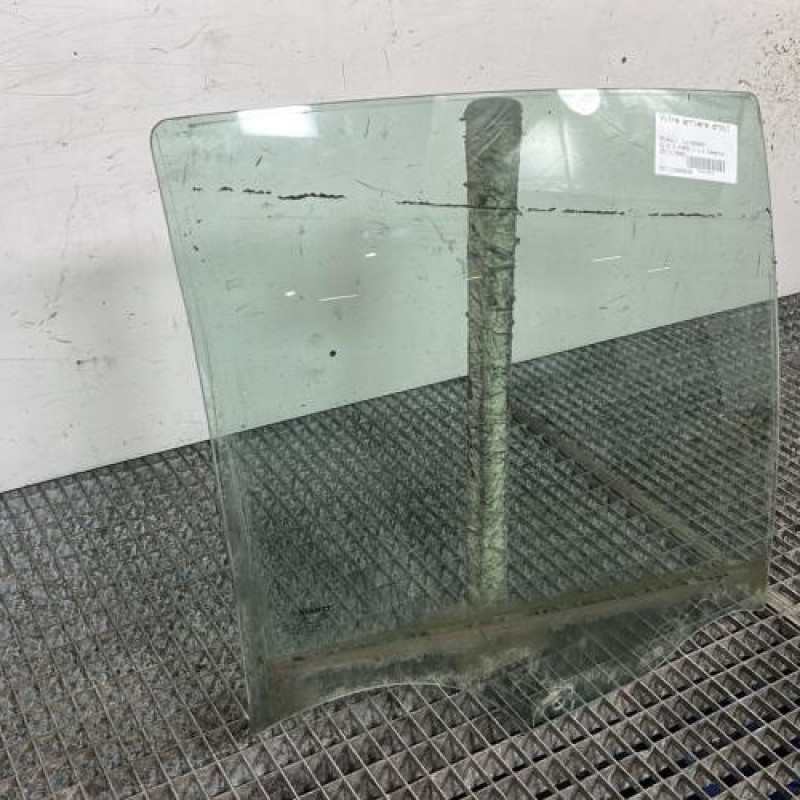 Vitre arriere droit RENAULT CLIO 3 Photo n°3