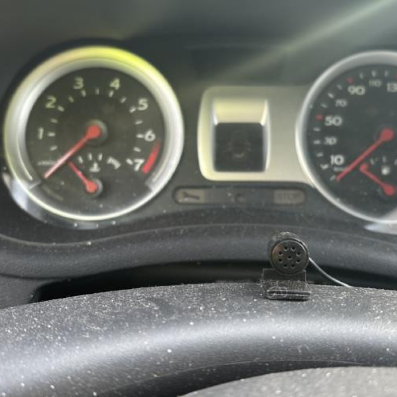 Vitre arriere droit RENAULT CLIO 3 Photo n°20