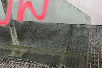 Vitre avant droit RENAULT CLIO 3