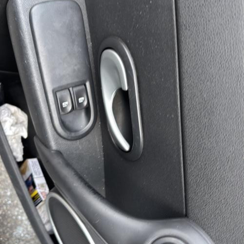 Antenne RENAULT CLIO 3 Photo n°13