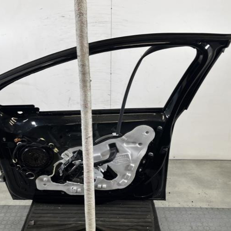 Porte avant droit PEUGEOT 208 1 Photo n°6