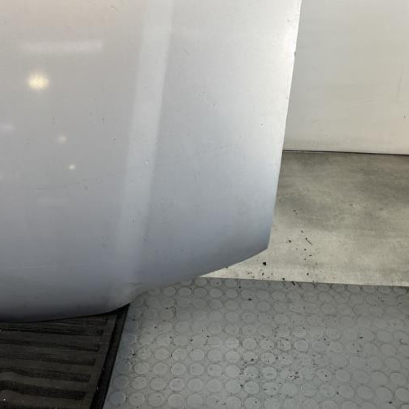 Capot VOLKSWAGEN POLO 3 Photo n°4