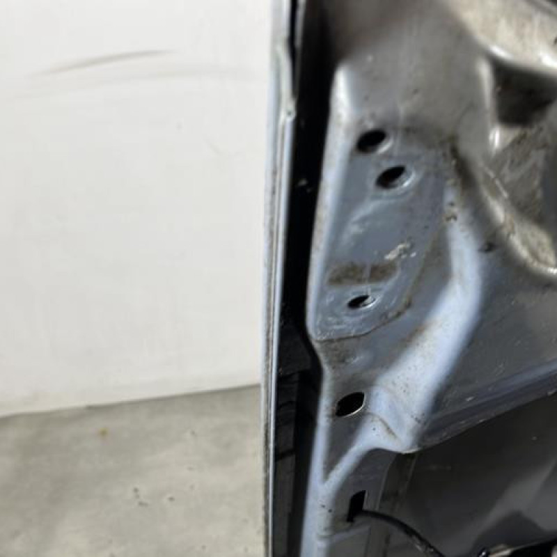 Capot VOLKSWAGEN POLO 3 Photo n°6