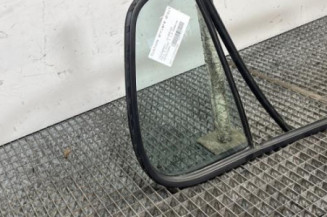 Custode arriere droit (porte) VOLKSWAGEN POLO 3