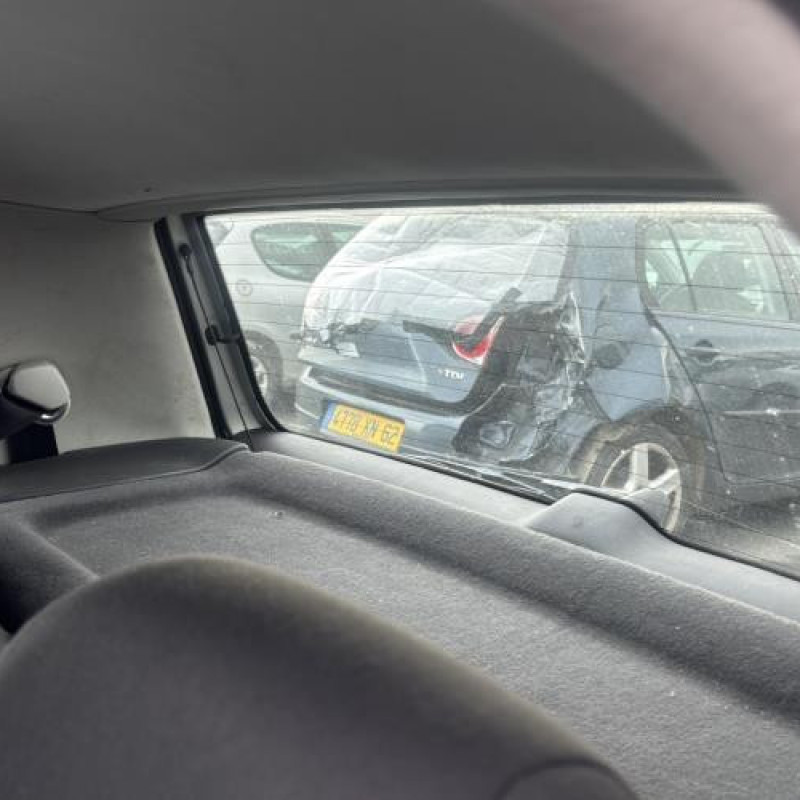 Vitre arriere droit VOLKSWAGEN POLO 3 Photo n°18