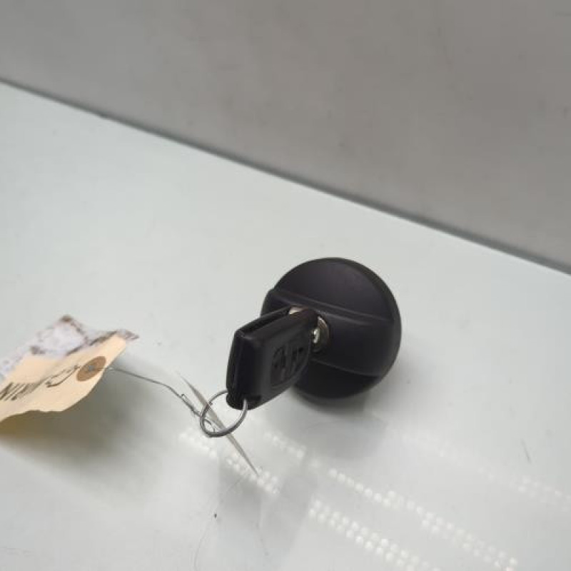 Bouchon de carburant PEUGEOT 207 Photo n°3