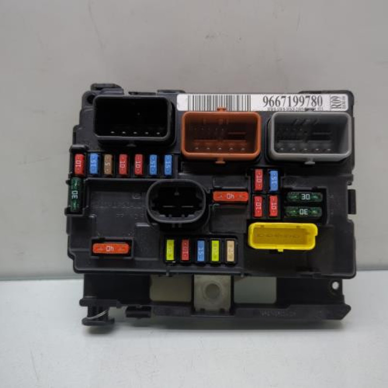 Boitier servitude moteur (BSM) PEUGEOT 207 Photo n°1