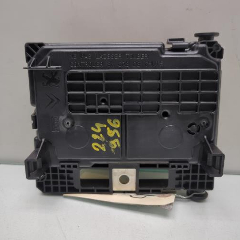 Boitier servitude moteur (BSM) PEUGEOT 207 Photo n°3