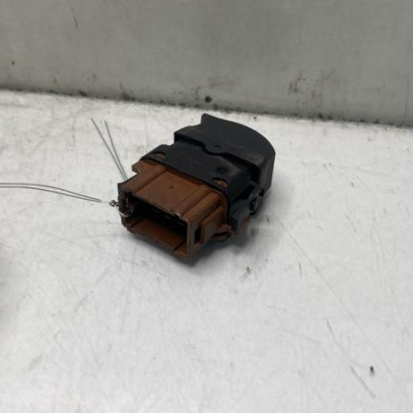 Interrupteur de leve vitre avant droit RENAULT TRAFIC 2