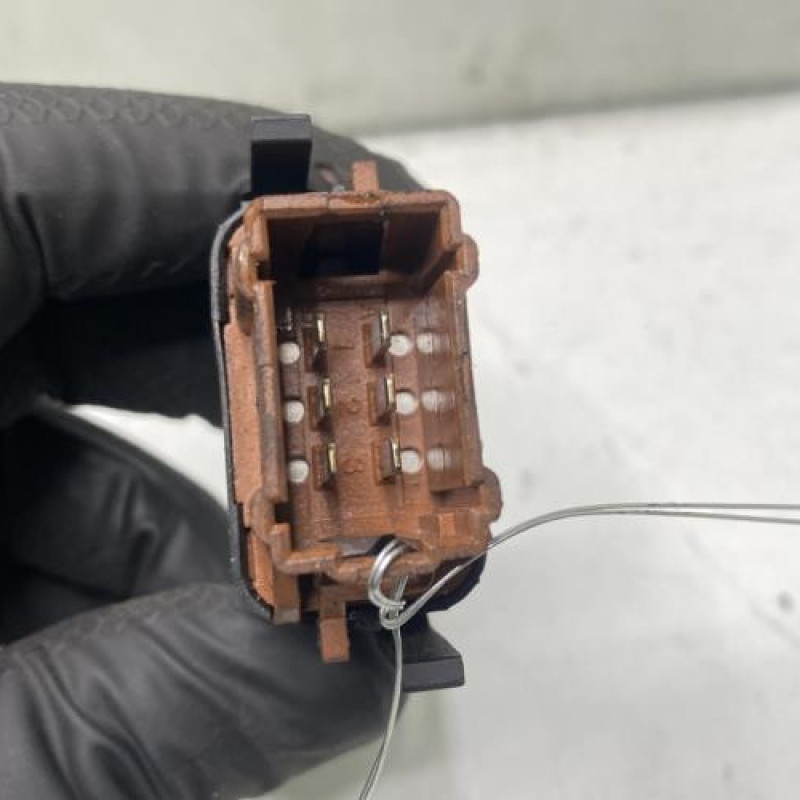 Interrupteur de leve vitre avant droit RENAULT TRAFIC 2 Photo n°3