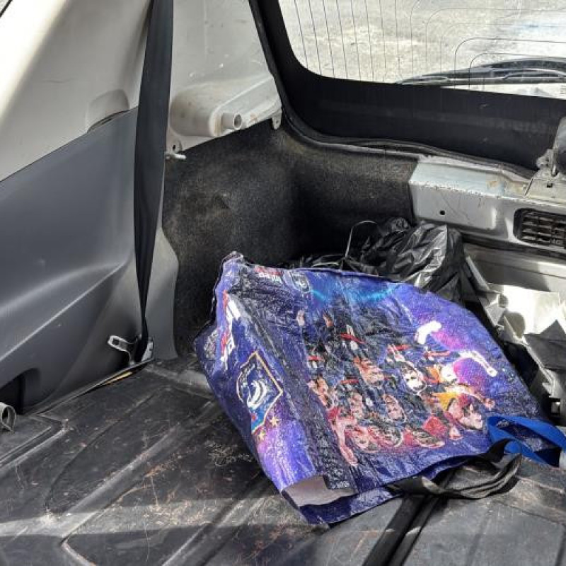 Bouton de coffre CITROEN C1 1 Photo n°19