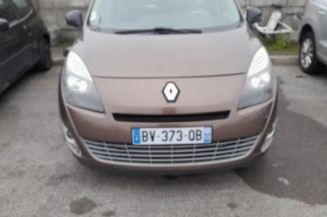 Aile avant droit RENAULT GRAND SCENIC 3