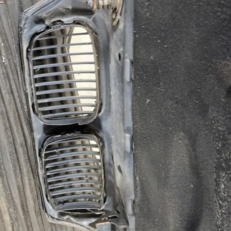 Capot BMW SERIE 5 E39 Photo n°13