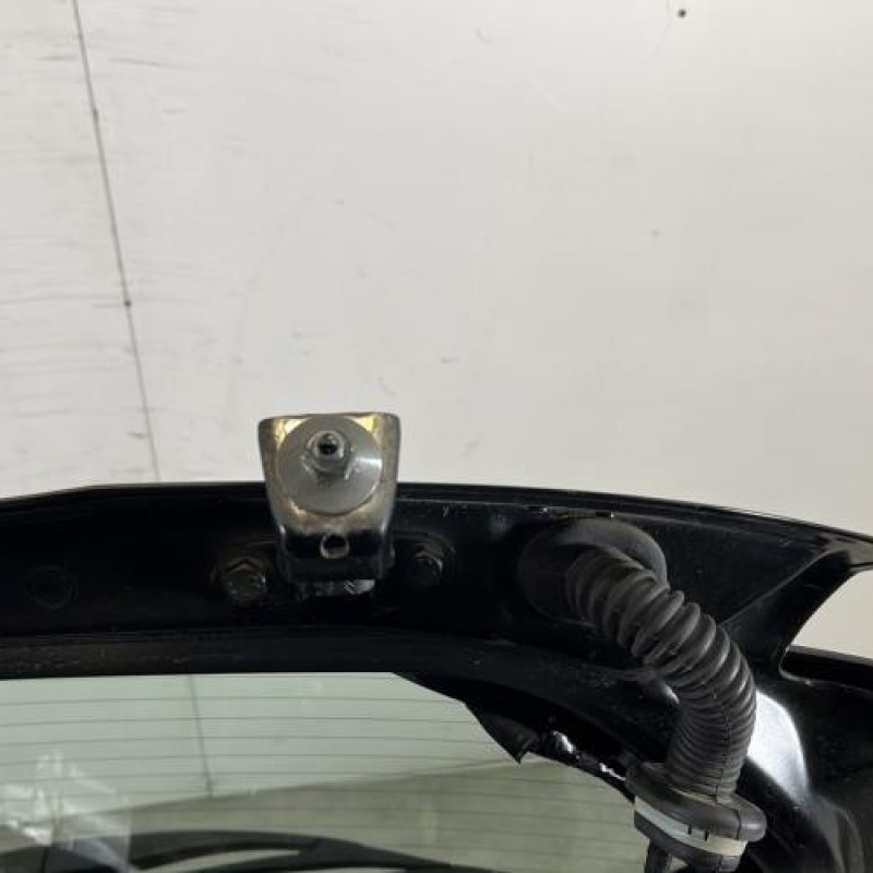 Malle/Hayon arriere PEUGEOT 208 1 Photo n°7