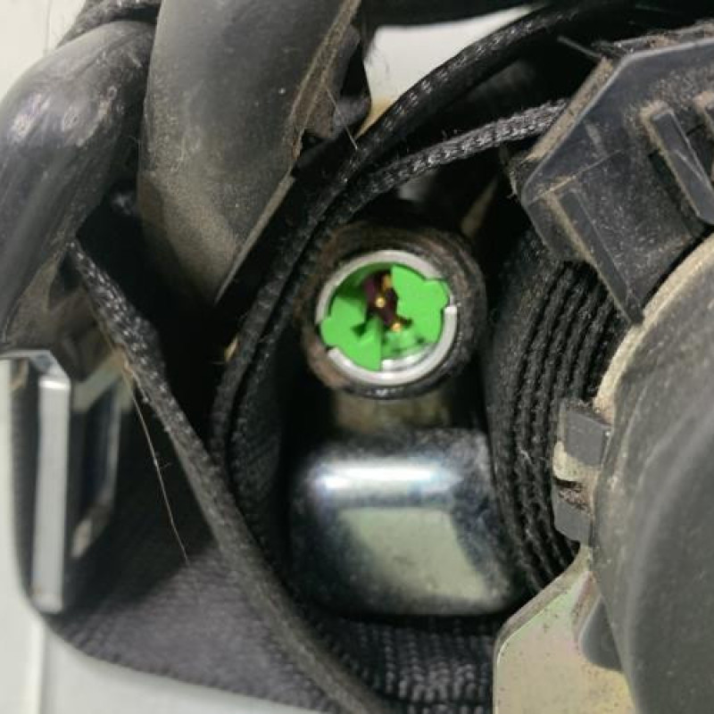 Pretensionneur de ceinture avant gauche MERCEDES VITO 639 Photo n°3