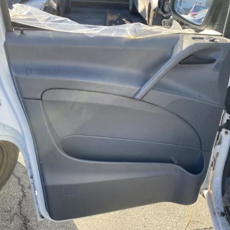 Pretensionneur de ceinture avant gauche MERCEDES VITO 639 Photo n°16