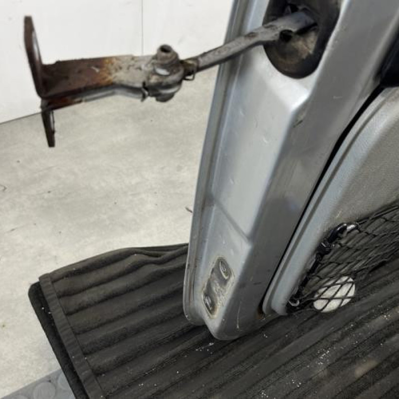 Porte de coffre droit DACIA LOGAN MCV 1 Photo n°8