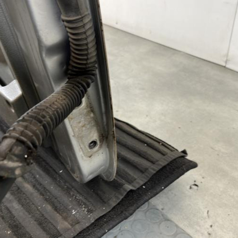 Porte de coffre gauche DACIA LOGAN MCV 1 Photo n°9