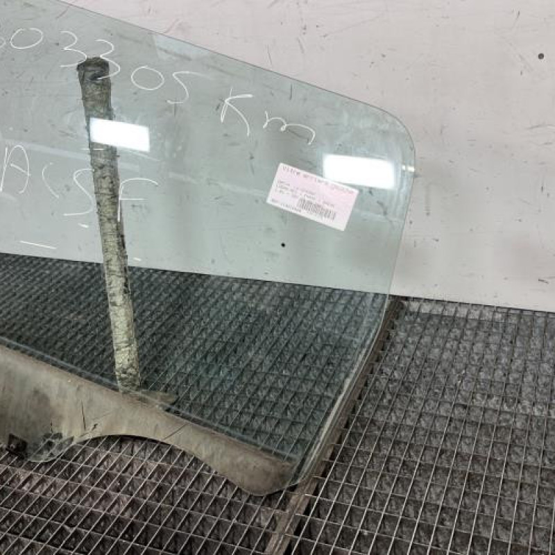 Vitre arriere gauche DACIA LOGAN MCV 1 Photo n°2