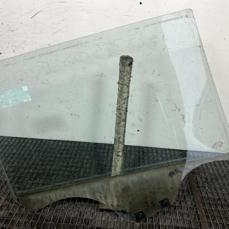 Vitre arriere gauche DACIA LOGAN MCV 1 Photo n°4