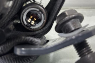 Pretensionneur de ceinture avant droit DACIA DUSTER 1