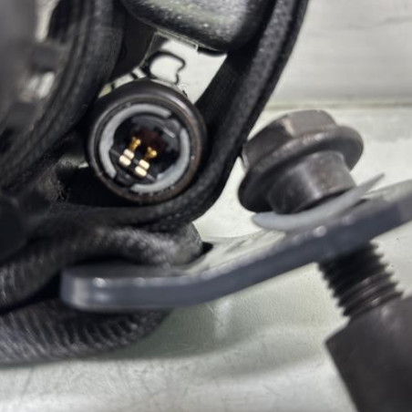Pretensionneur de ceinture avant droit DACIA DUSTER 1