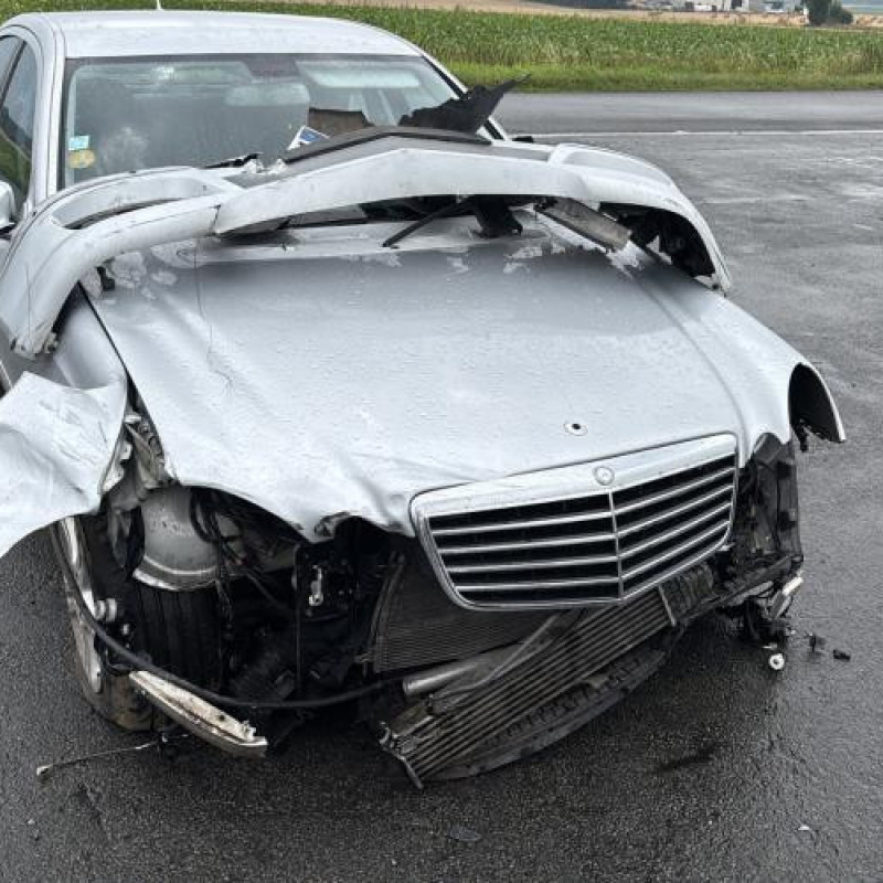 Etrier avant droit (freinage) MERCEDES CLASSE E 211 Photo n°4