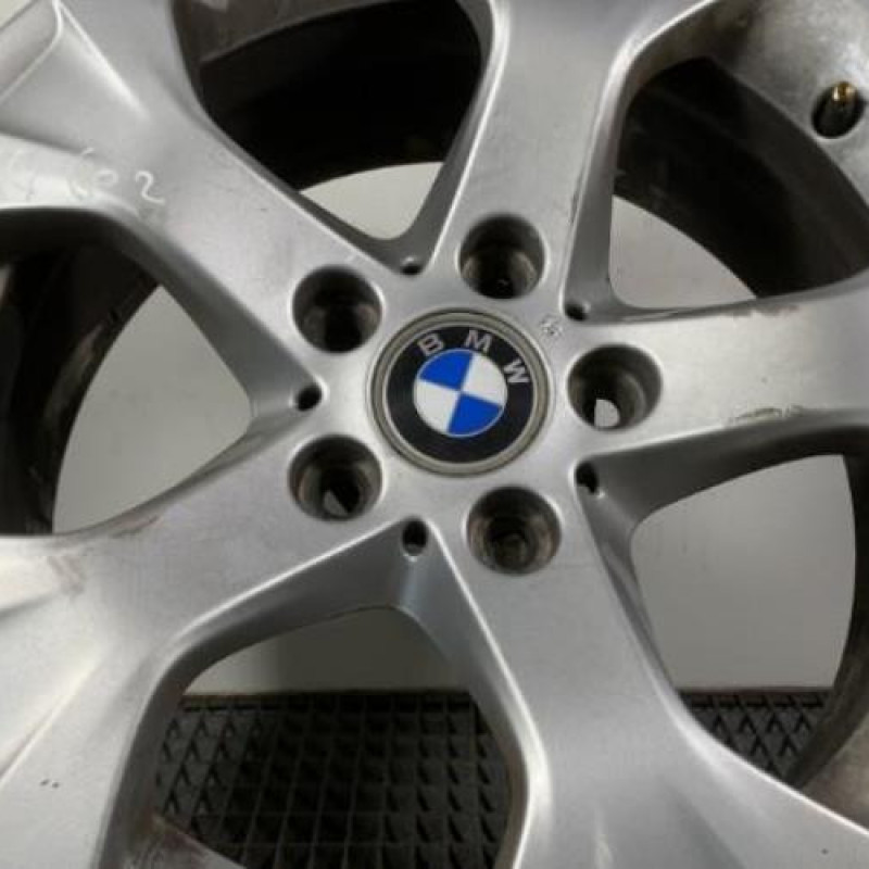 Jante BMW SERIE 1 E87 Photo n°1