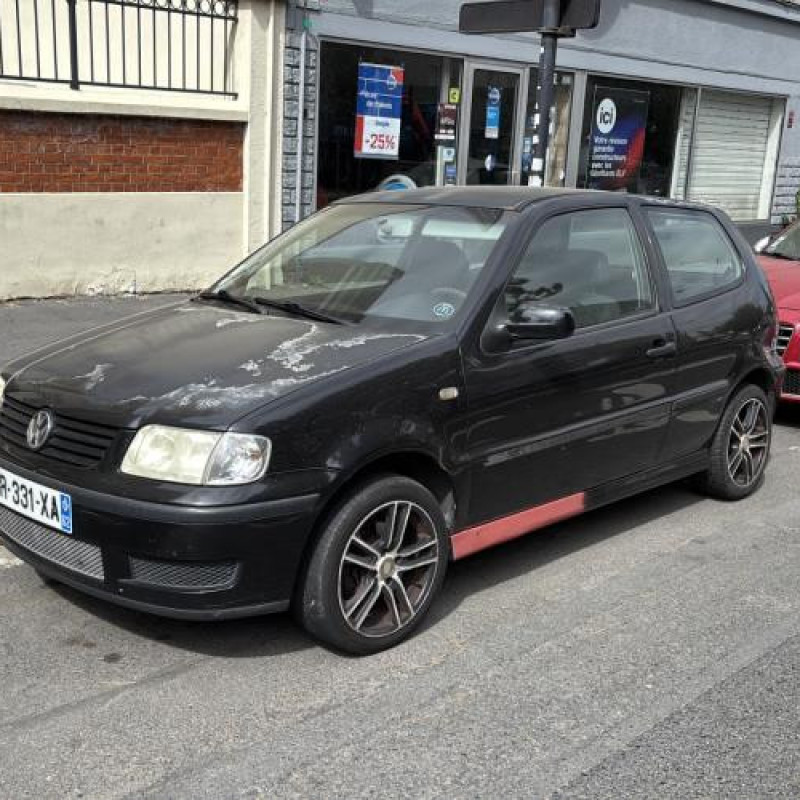 Pare choc arriere VOLKSWAGEN POLO 3 Photo n°9