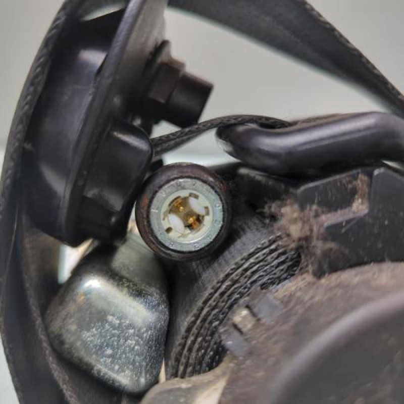 Pretensionneur de ceinture avant gauche CITROEN C4 1 Photo n°2