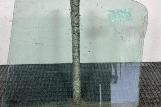 Vitre arriere droit PEUGEOT 306