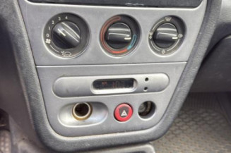 Vitre arriere droit PEUGEOT 306