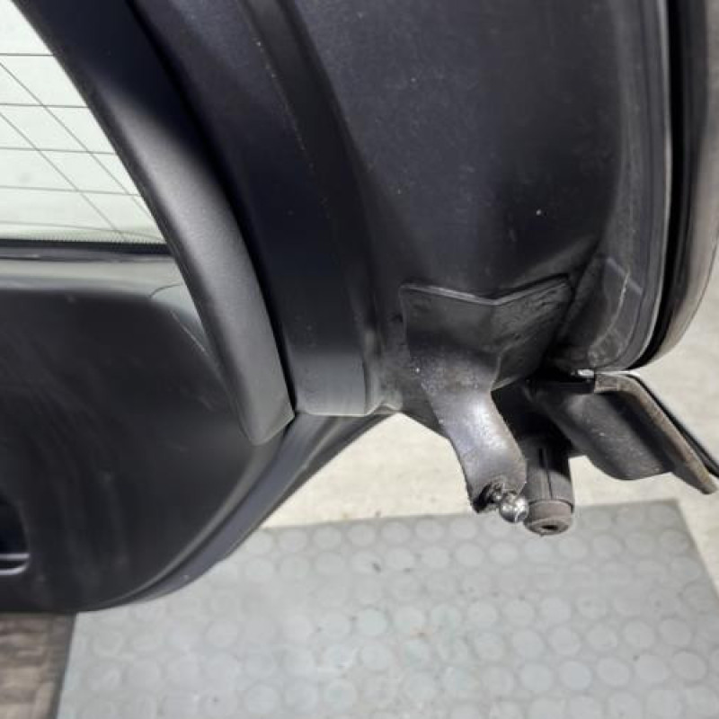 Malle/Hayon arriere PEUGEOT 308 1 Photo n°8