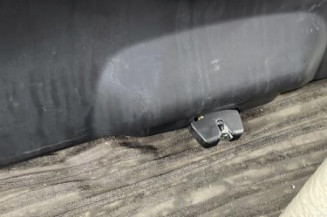 Malle/Hayon arriere PEUGEOT 308 1