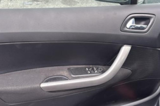 Malle/Hayon arriere PEUGEOT 308 1