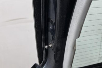 Malle/Hayon arriere OPEL INSIGNIA 1