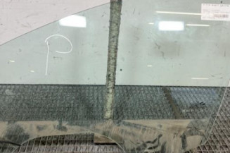 Vitre avant gauche RENAULT LATITUDE Photo n°1